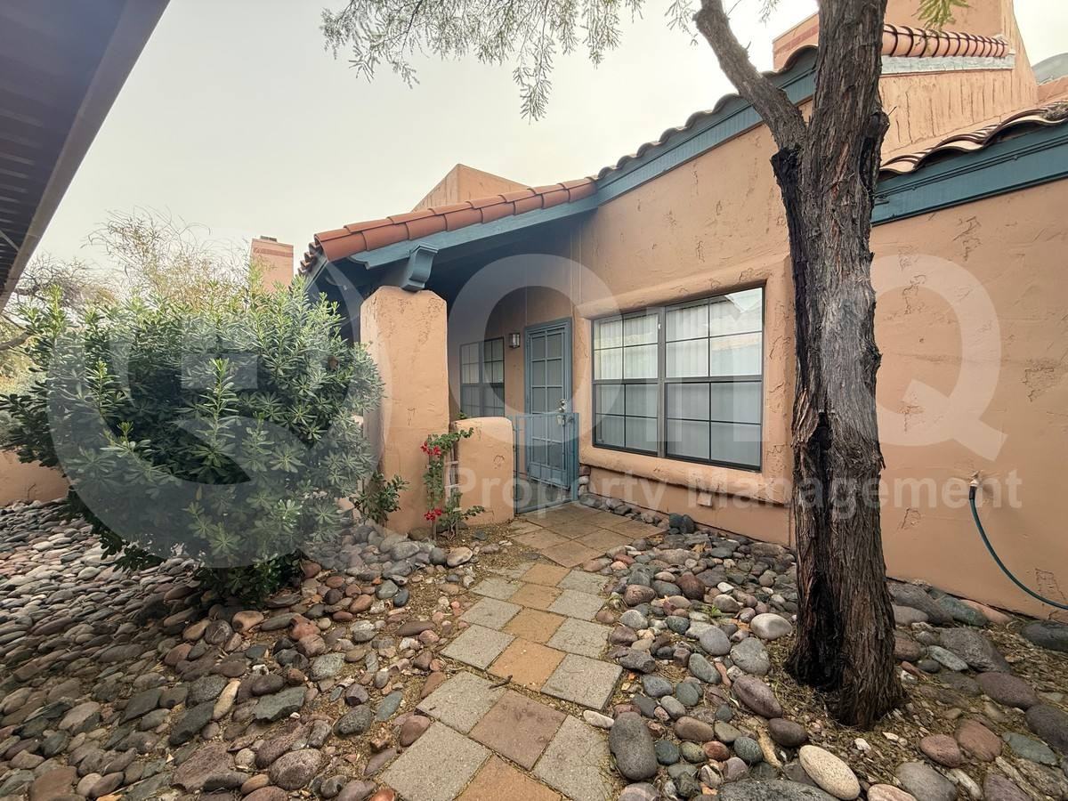 5434 N Via Del Arbolito - Photo 3 of 10