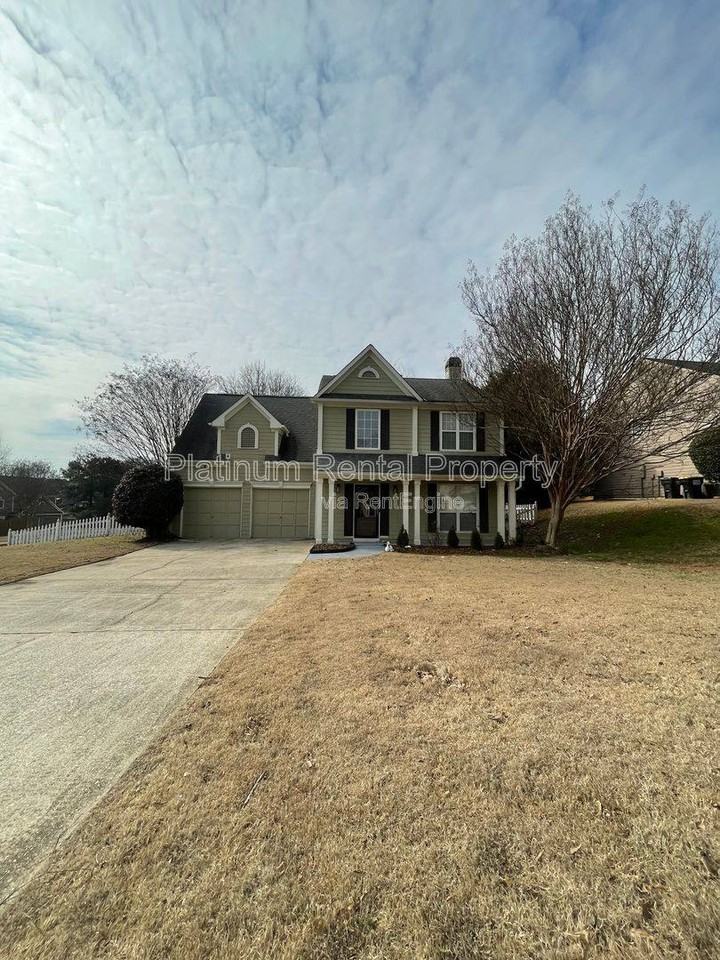 1340 Holleybrooke Dr - Photo 2 of 7