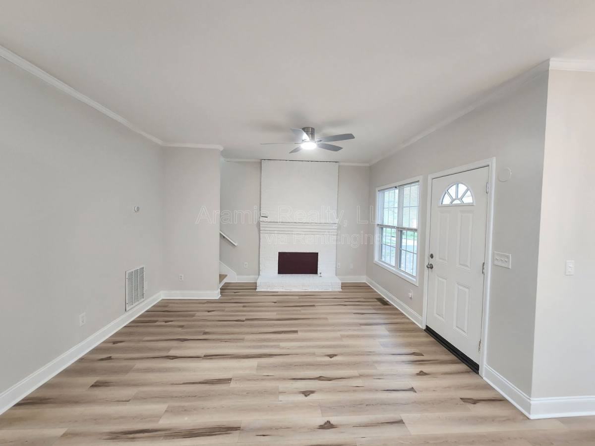 75 Johnson Rd Nw - Photo 2 of 10