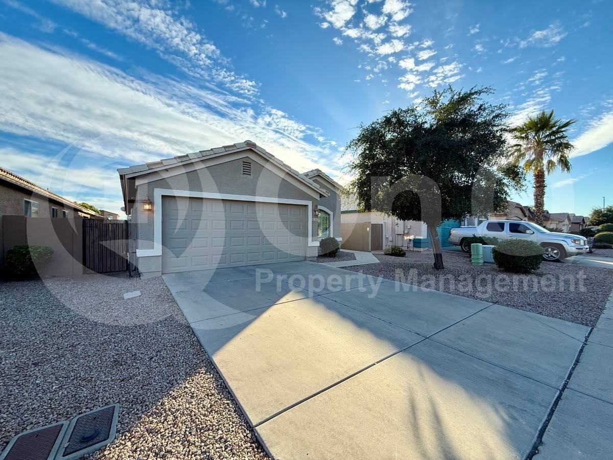 1355 E Cottonwood Rd - Photo 2 of 10