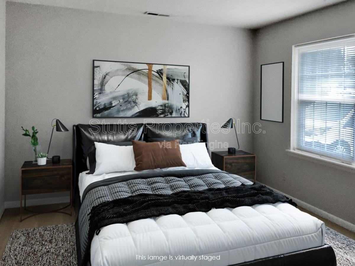 2511 Evergreen Ave - Photo 2 of 8