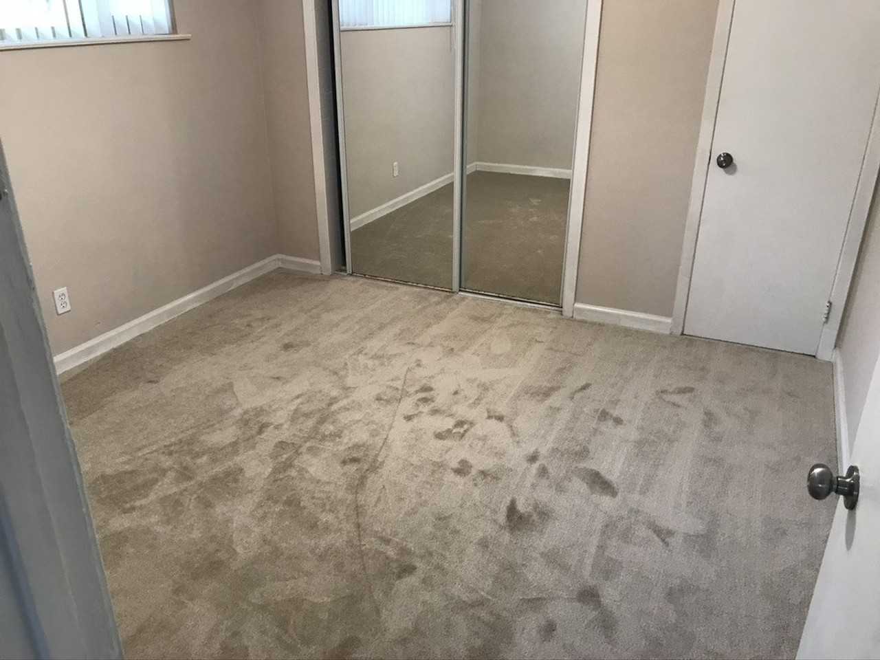 219 E. St. John Street - Photo 4 of 11