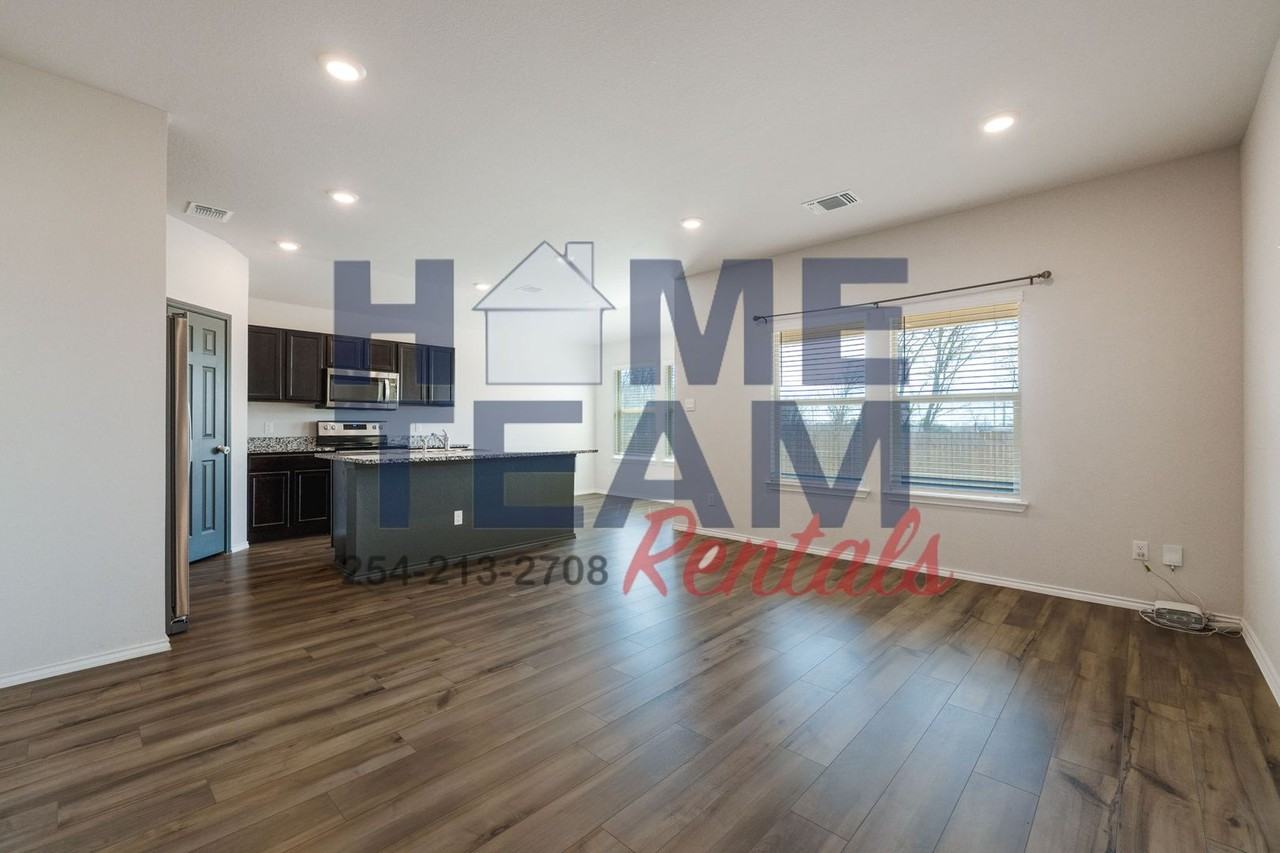 609 Eaton Dr - Photo 2 of 17