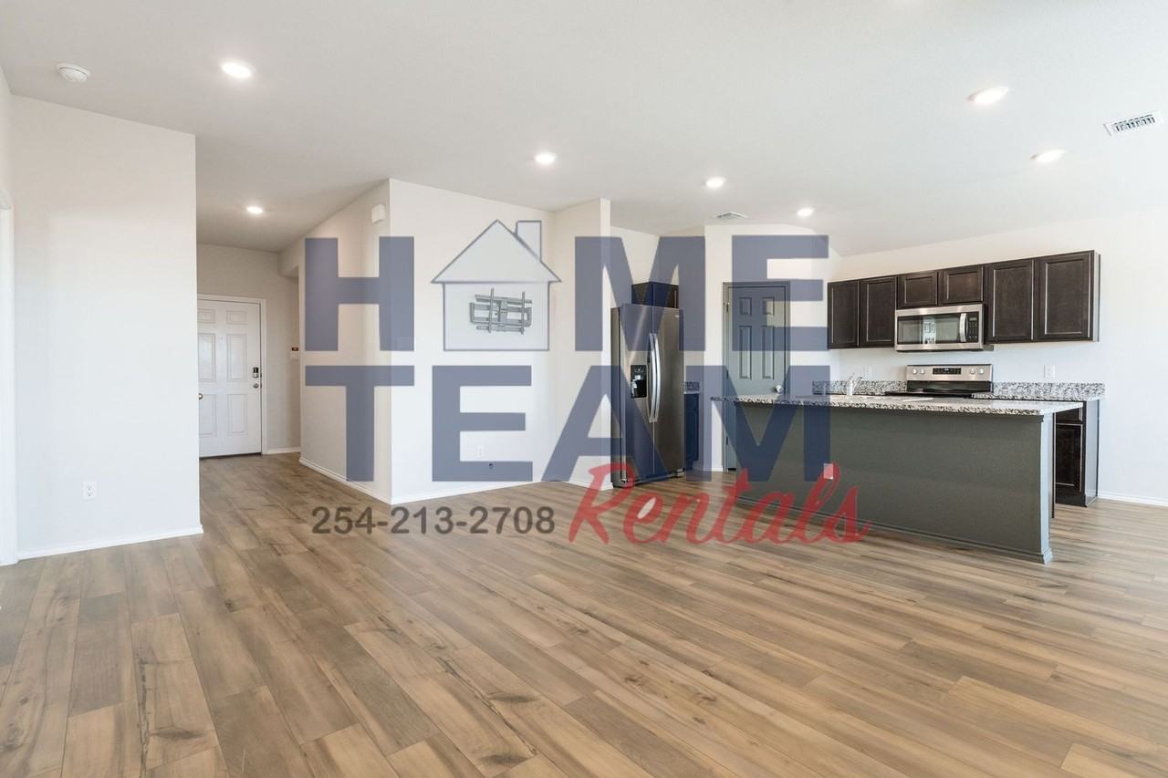609 Eaton Dr - Photo 3 of 17