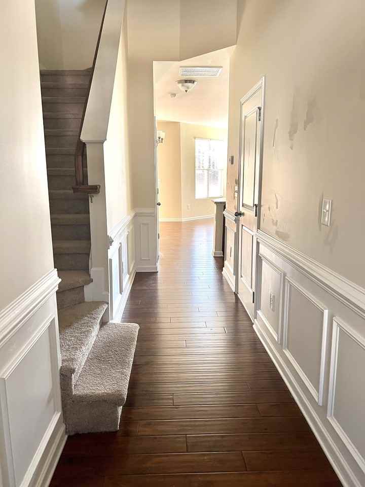 716 Silver Stream Ln #1 - Photo 4 of 10