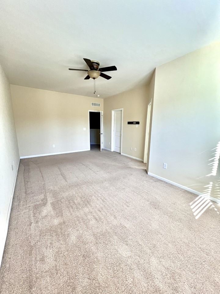 716 Silver Stream Ln #1 - Photo 7 of 10