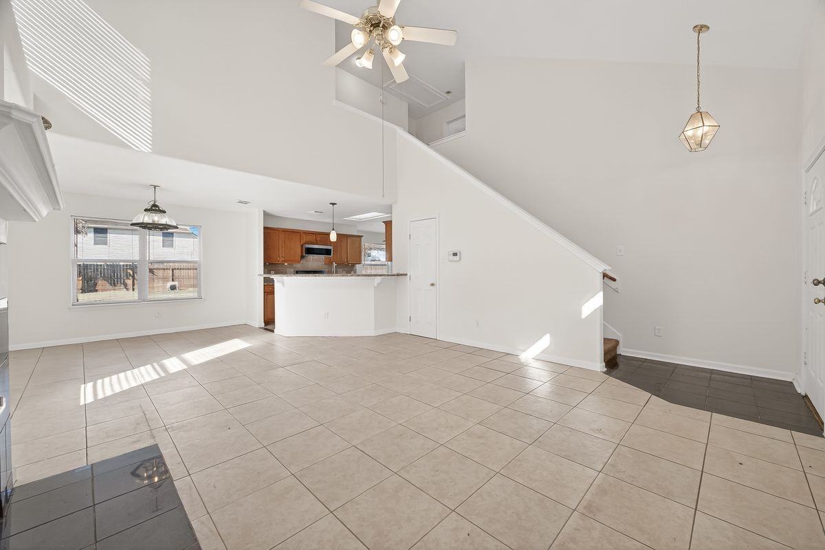 2883 Lost Cove Ct - Photo 4 of 13