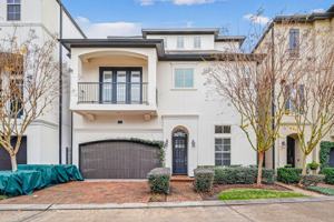 featured image of 10917 Upland Park