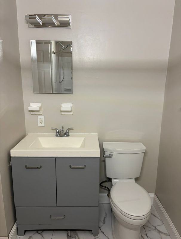 321 Forrest Ave - Photo 5 of 11