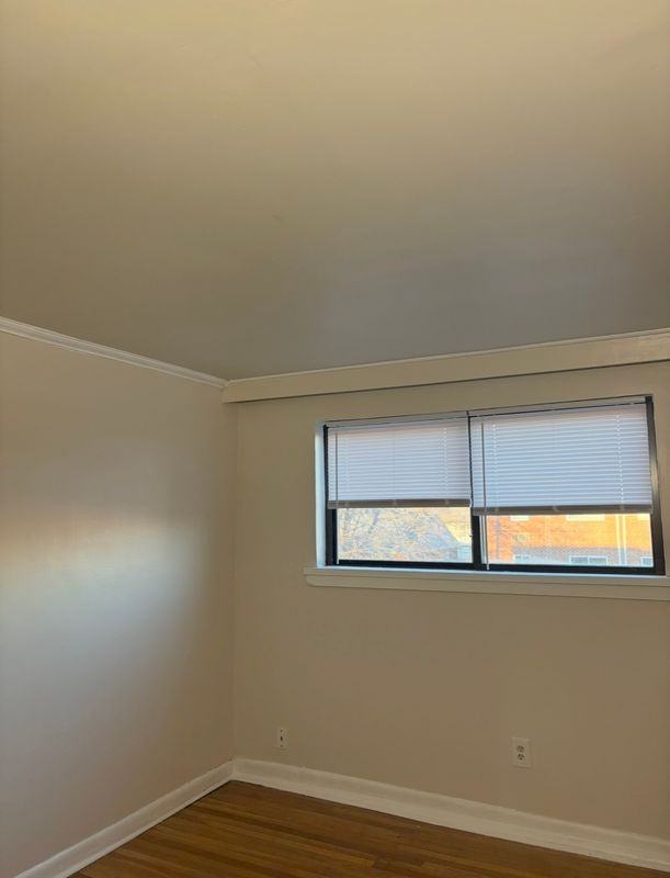 321 Forrest Ave - Photo 6 of 11