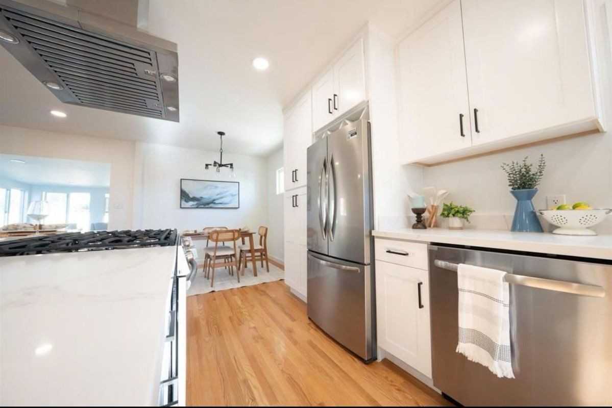 6391 Estrella Ave - Photo 5 of 21