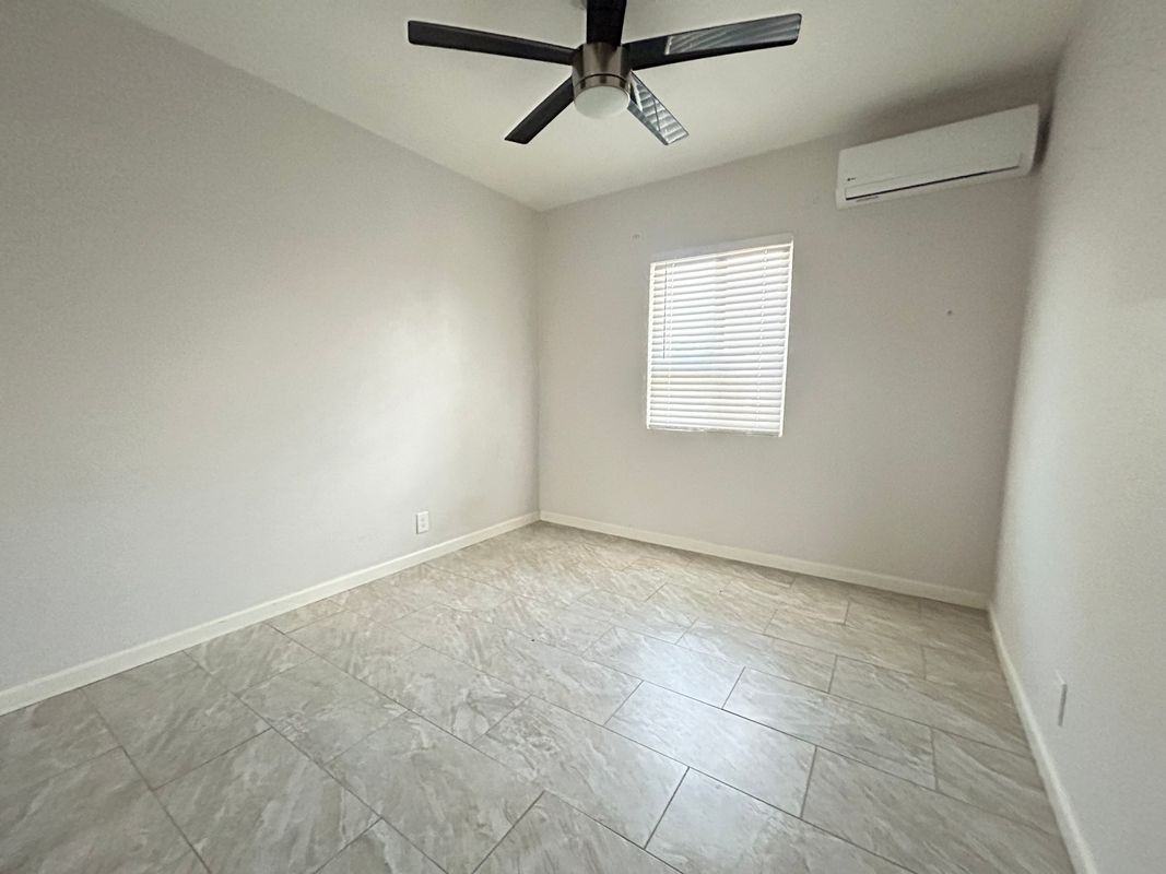 19790 Cooper Rd - Photo 2 of 6