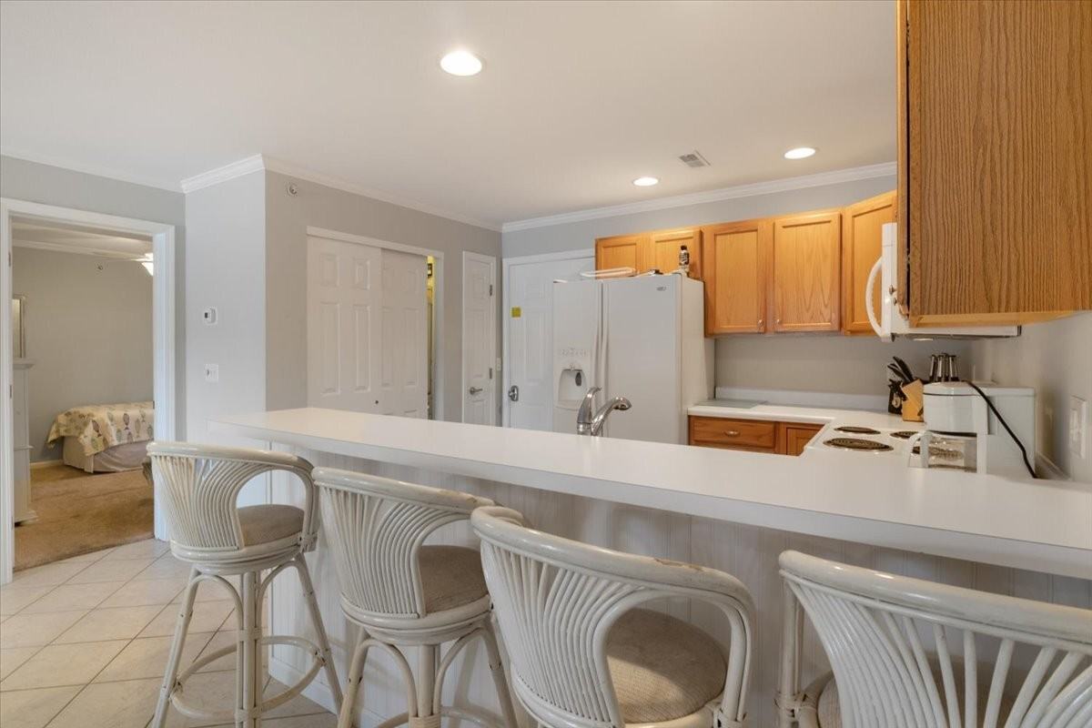 549 Park Place Dr #1 - Photo 6 of 50