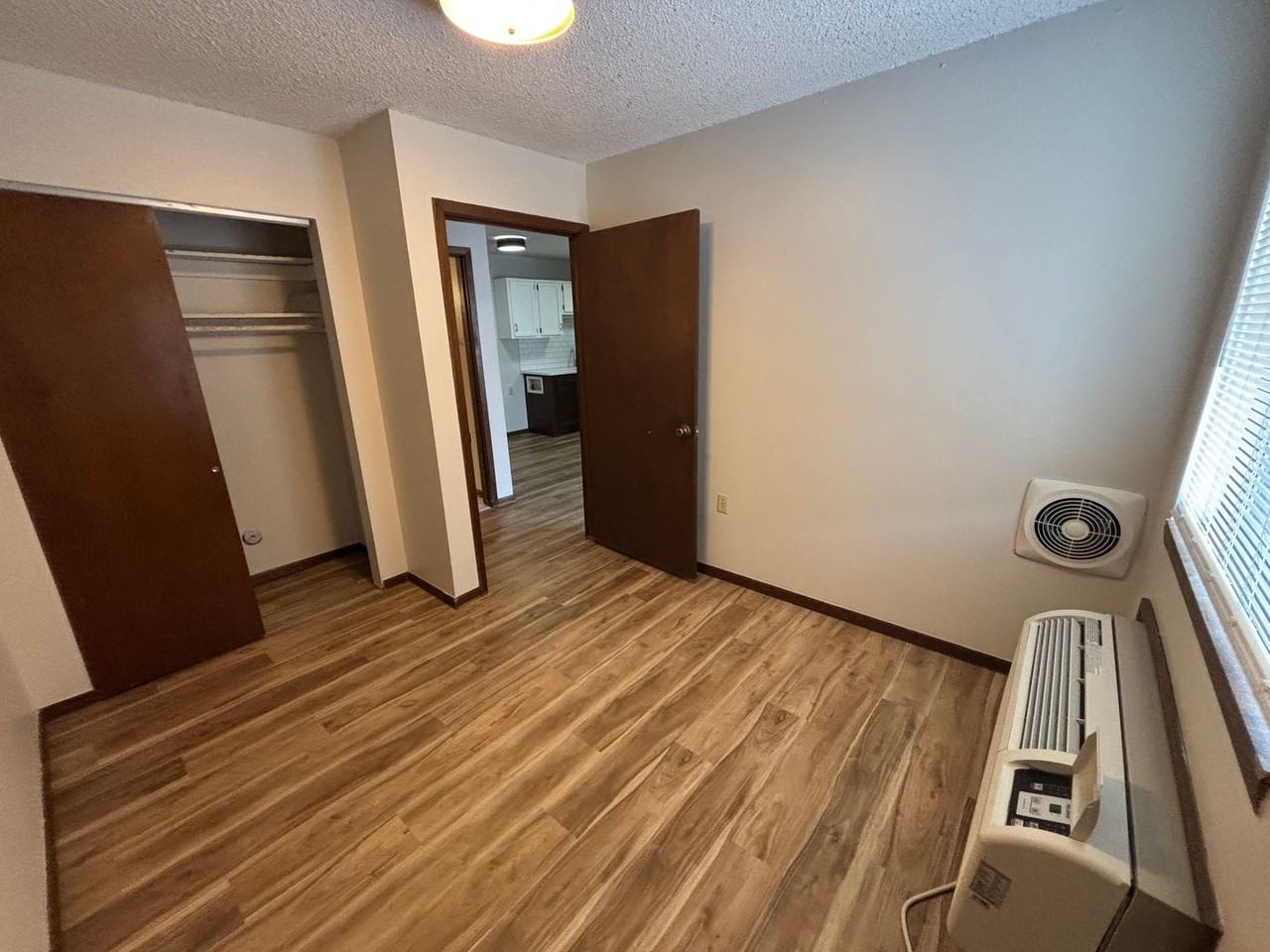 2619 W. 15th St. N. - Photo 6 of 12