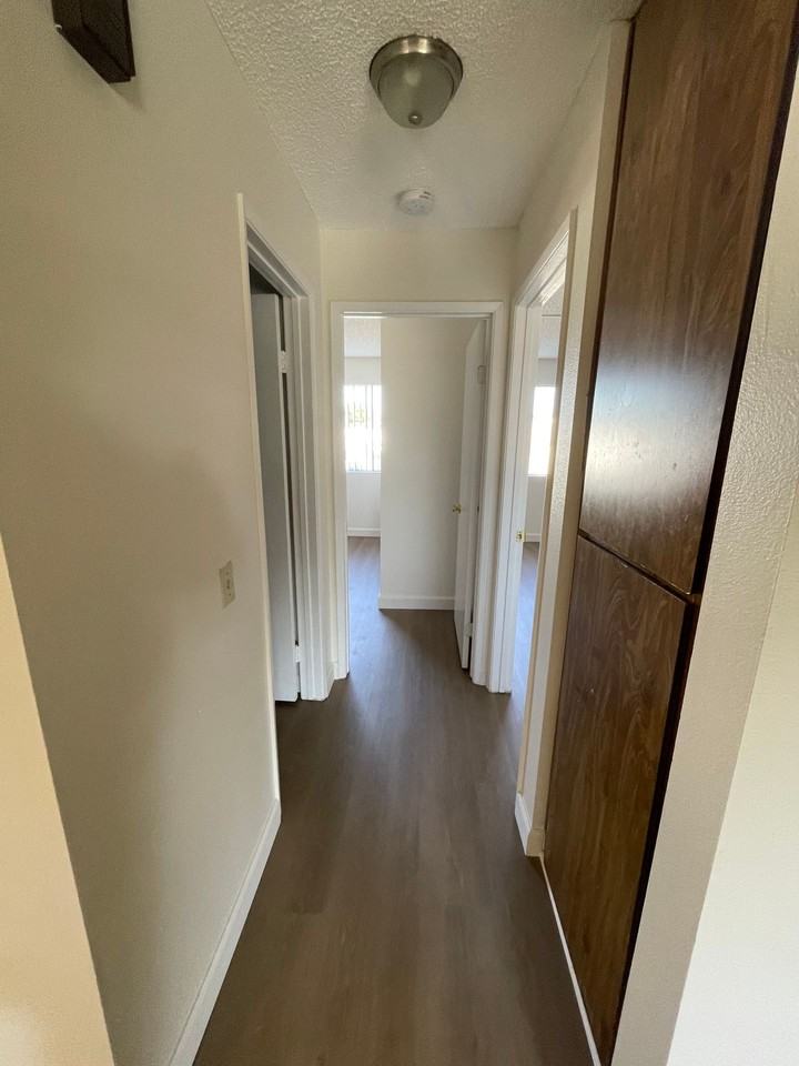 Amber Woods - Photo 6 of 12