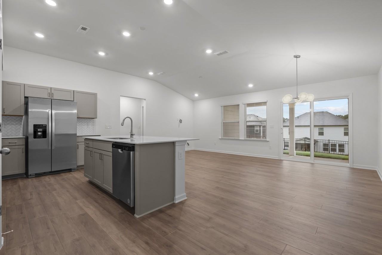 2130 Rockface Way - Photo 3 of 37