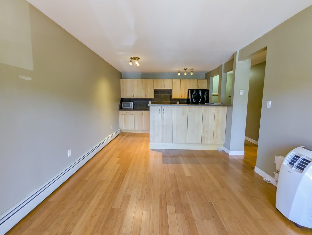 2006 11 Ave Sw - Photo 6 of 24