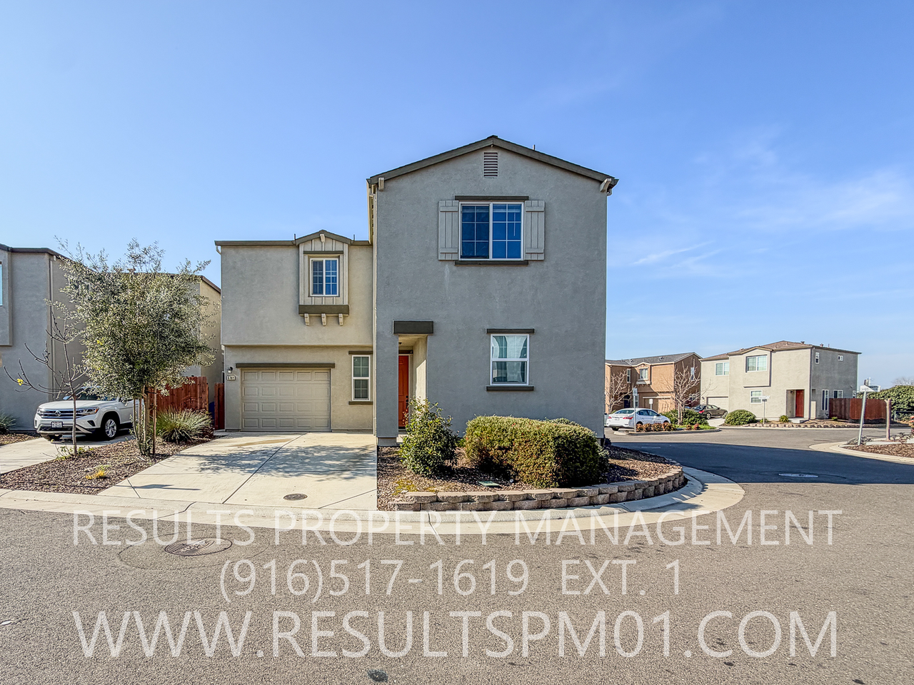 6762 Mangosteen Ln - Photo 2 of 43