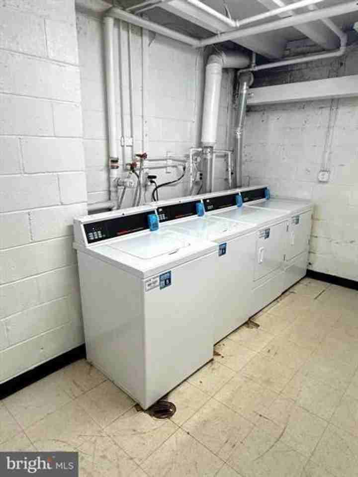 7965 Audubon Ave - Photo 6 of 19