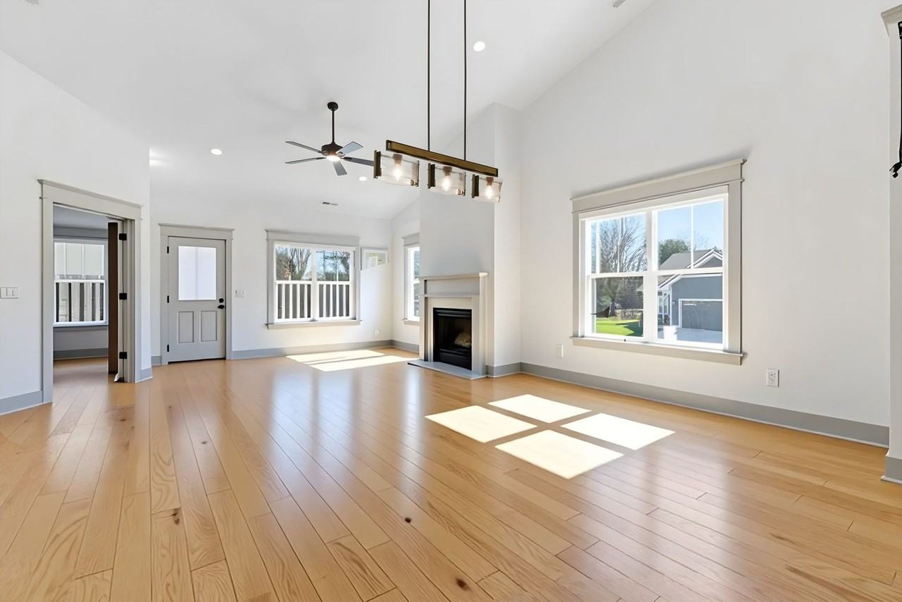 46 Cozy Cottage Way - Photo 2 of 44