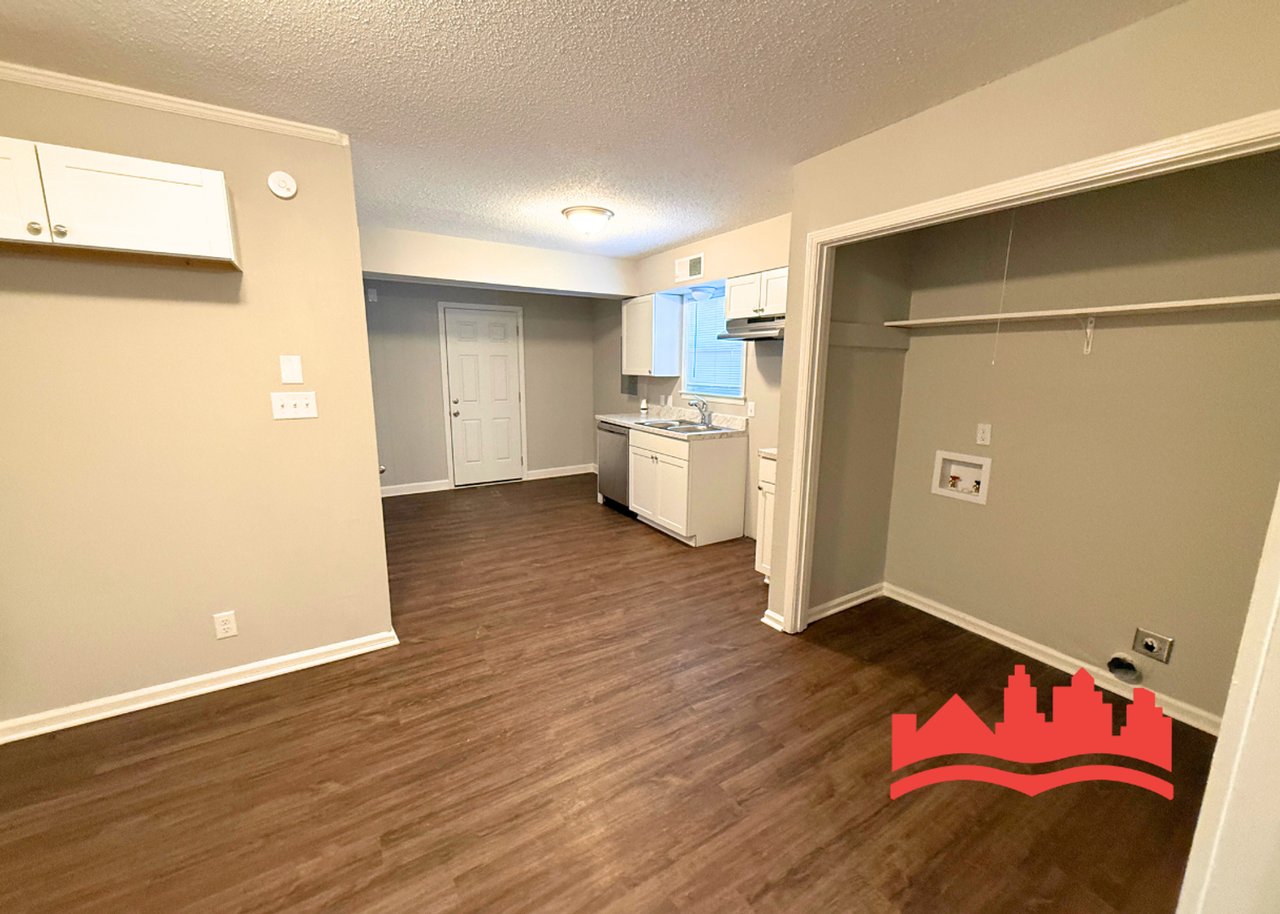 4134 Parkchester Ave - Photo 7 of 16