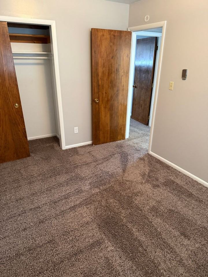 815 Colony Apts - Photo 7 of 23