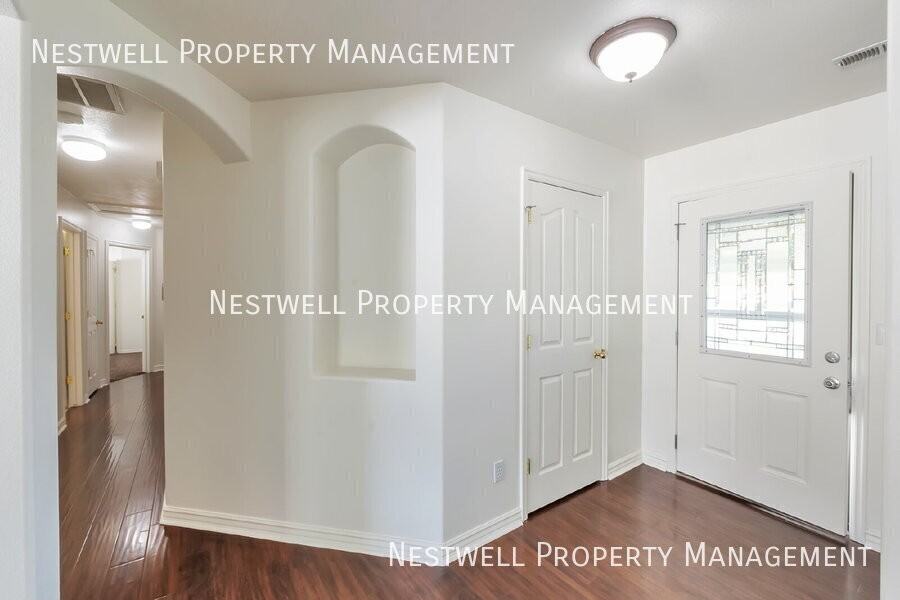 905 S 790 W - Photo 7 of 28