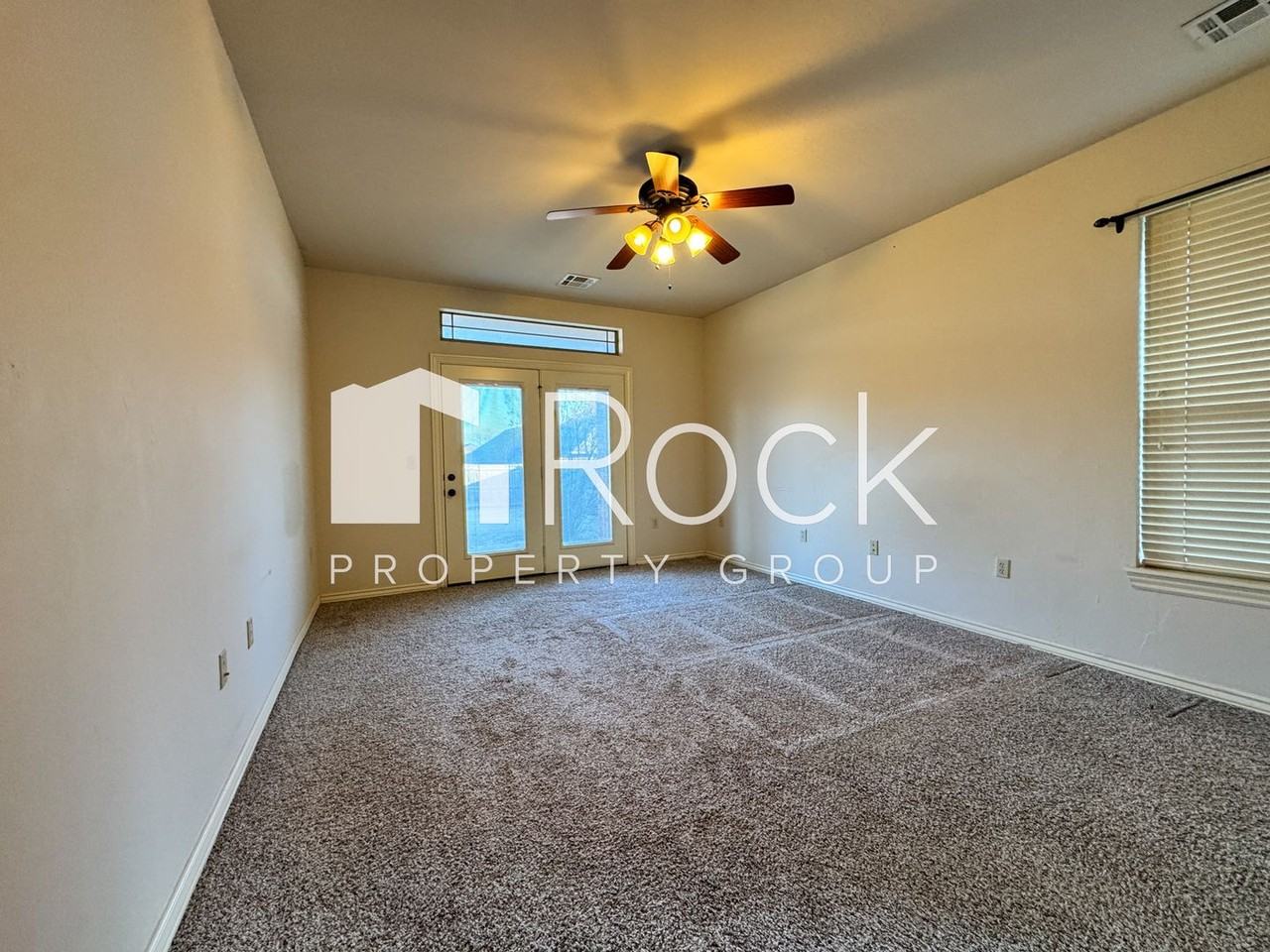 2705 Se 39th St - Photo 7 of 23