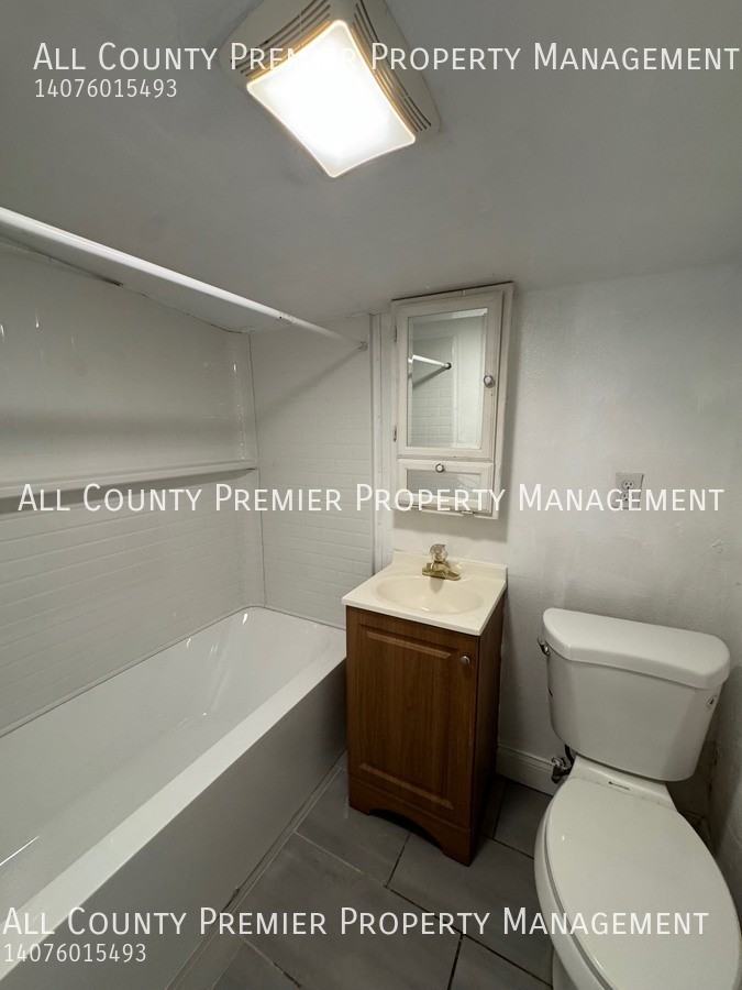 1337 41st St #2 - Photo 5 of 5