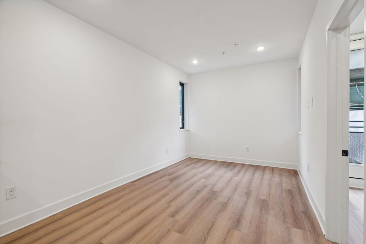 Brand New Fishtown Apartments - Photo 4 of 40