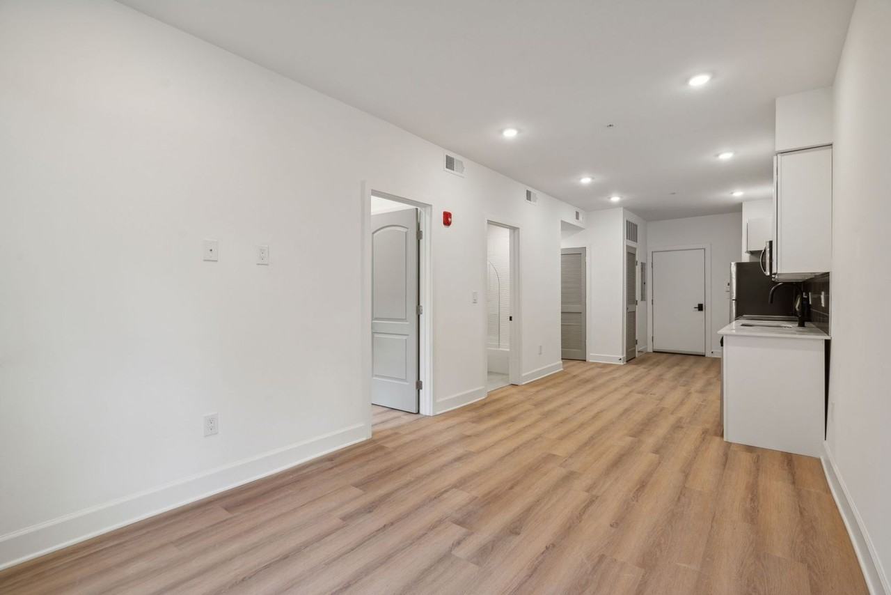 Brand New Fishtown Apartments - Photo 6 of 40