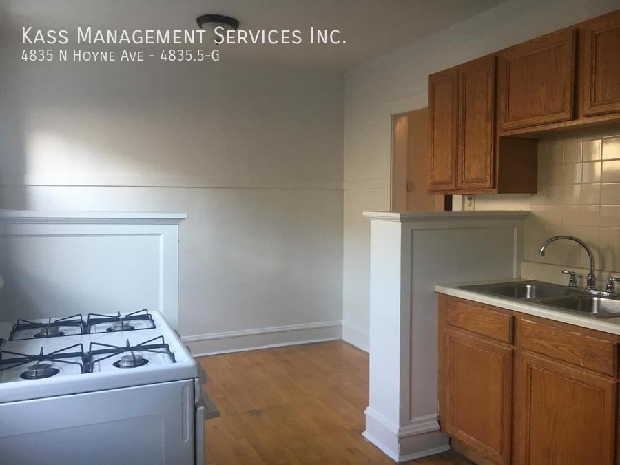 4835 N Hoyne Ave #4835-5G - Photo 2 of 10