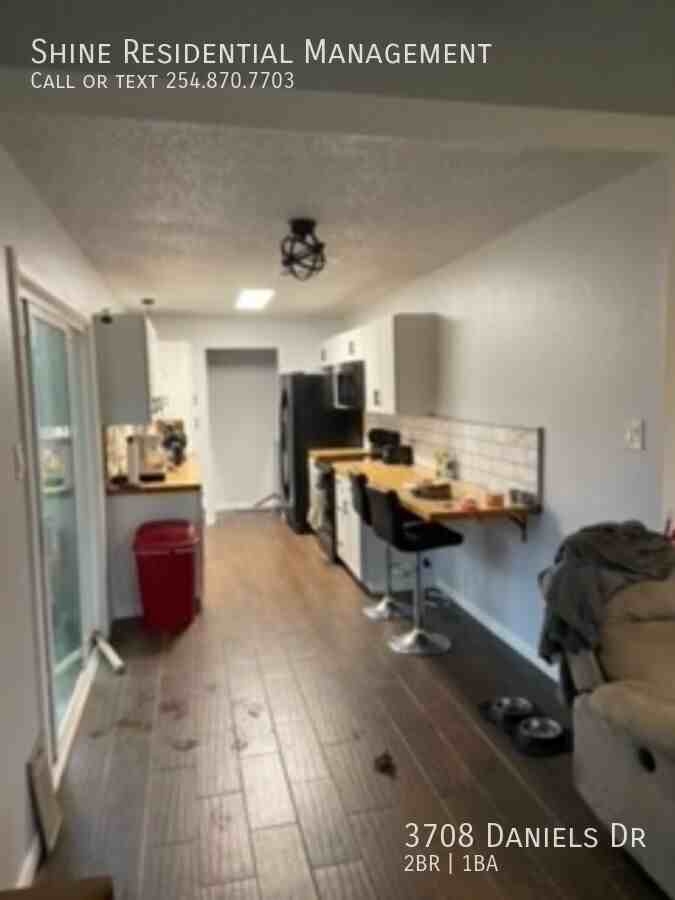 3708 Daniels Dr - Photo 4 of 9