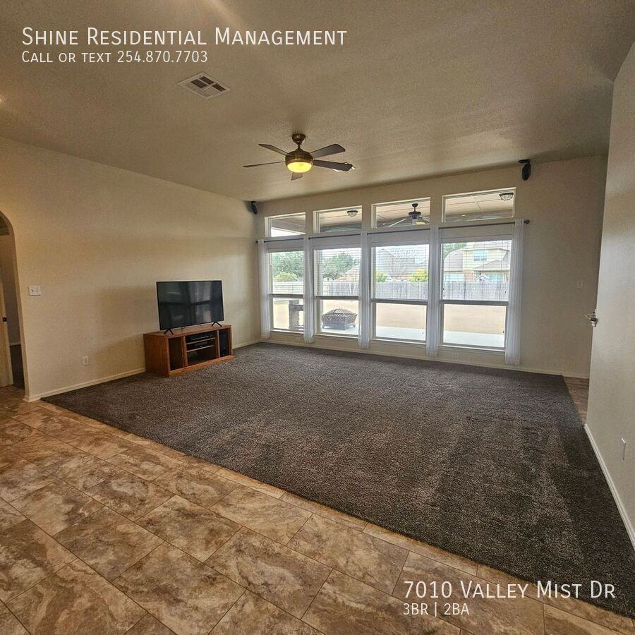 7010 Valley Mist Dr - Photo 2 of 15
