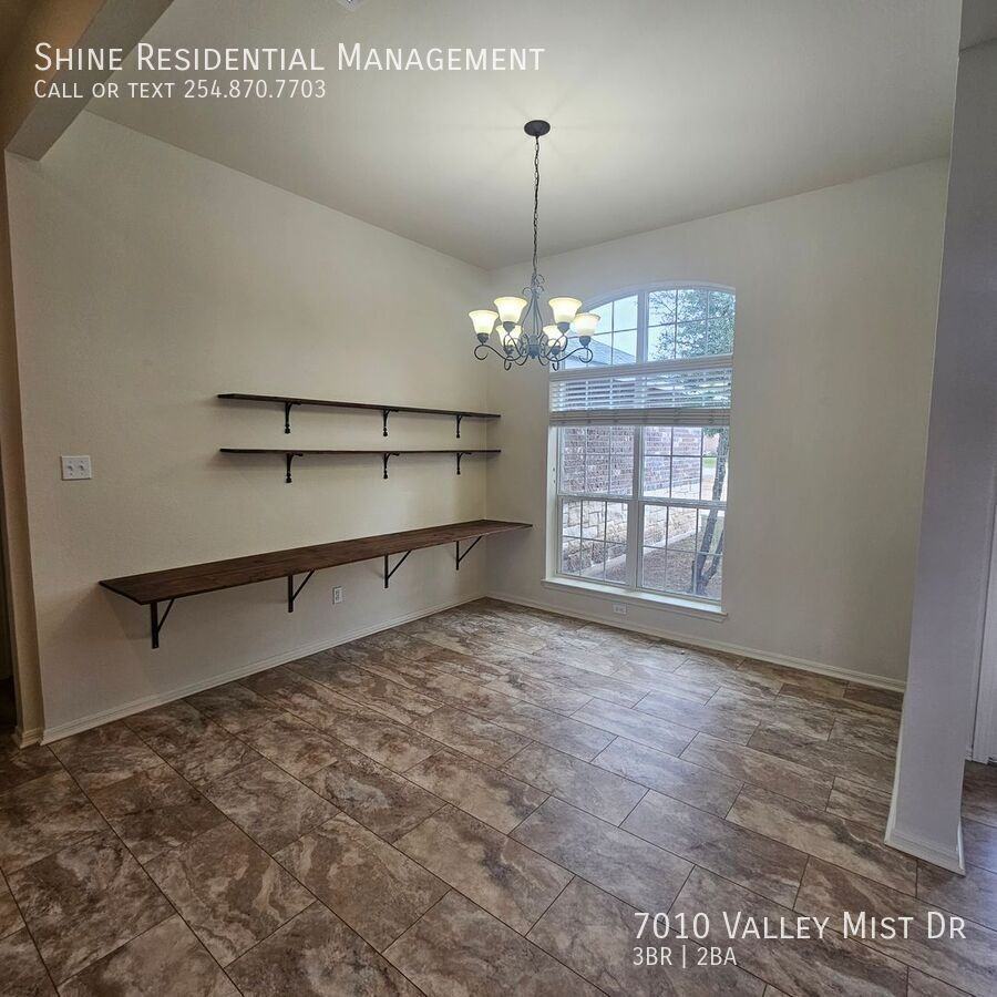 7010 Valley Mist Dr - Photo 3 of 15