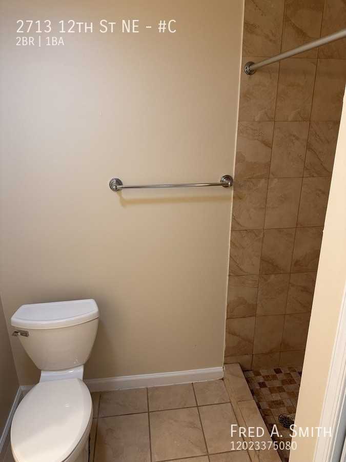 2713 12th St Ne #C - Photo 6 of 11