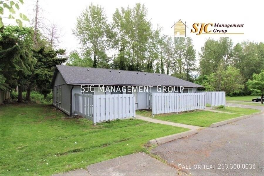 11118 Se 223rd St #A - Photo 5 of 13