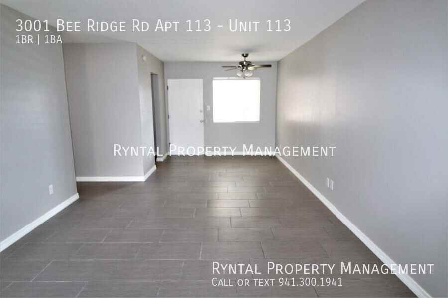 3001 Bee Ridge Rd Apt 113 #113 - Photo 3 of 18