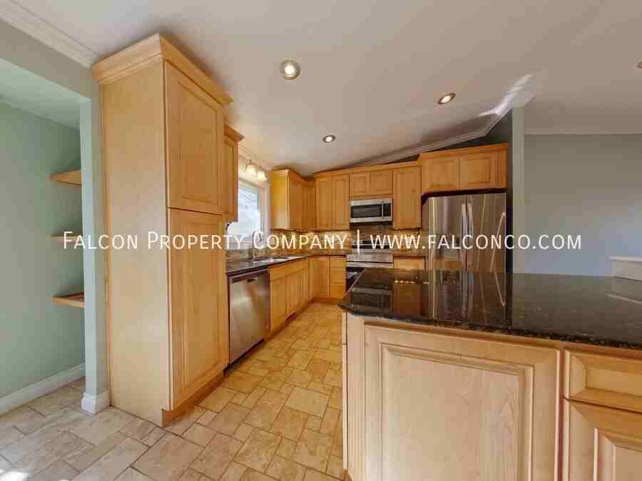 1861 Powder River Dr - Photo 3 of 16