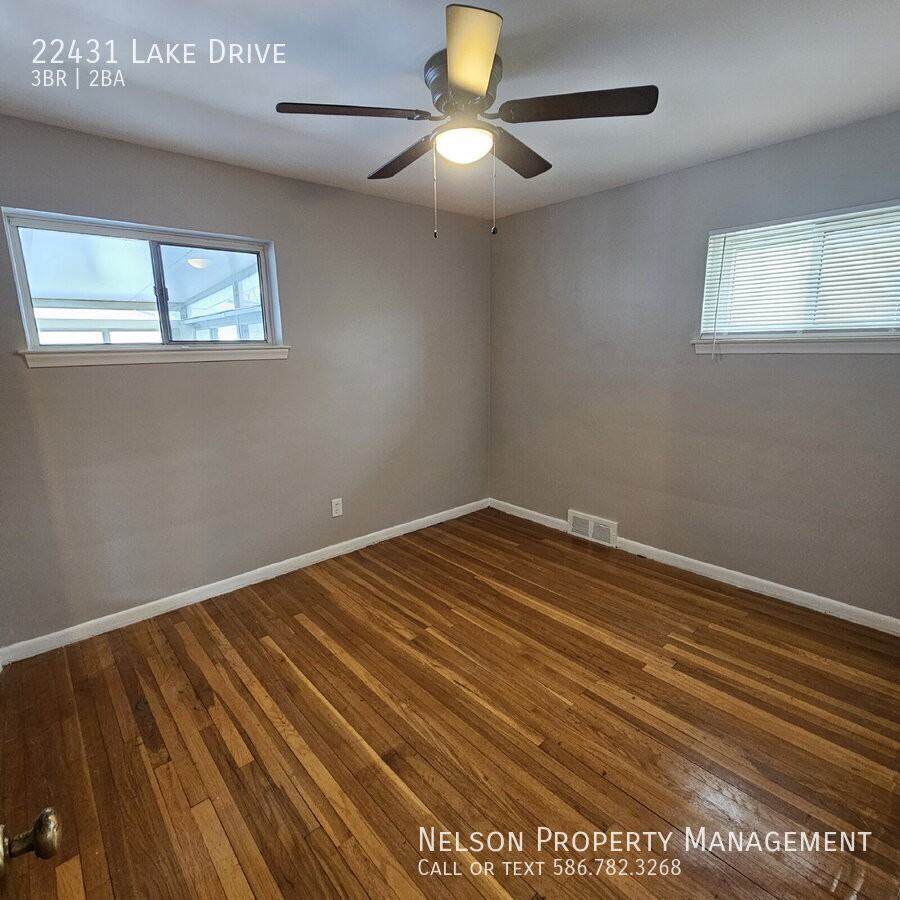 22431 Lake Dr - Photo 7 of 29