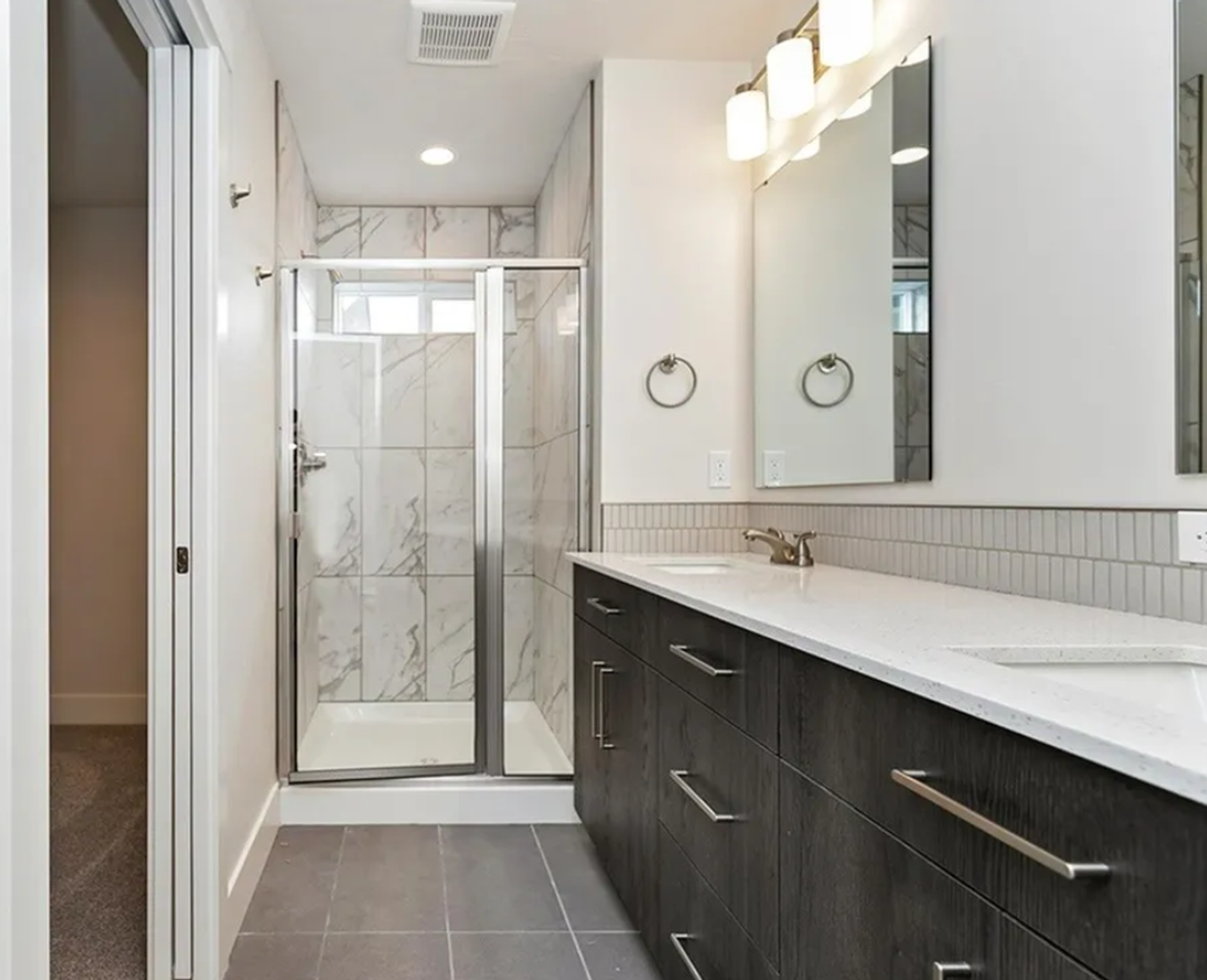 Pine 43 - Photo 6 of 16