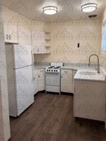 featured image of 315 W 6th St