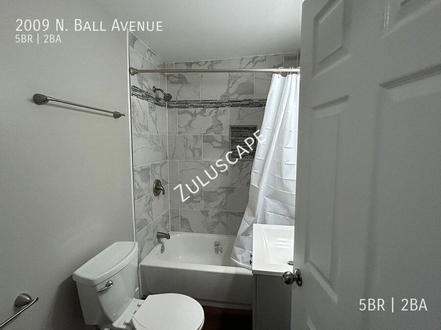 2009 N Ball Ave - Photo 4 of 14