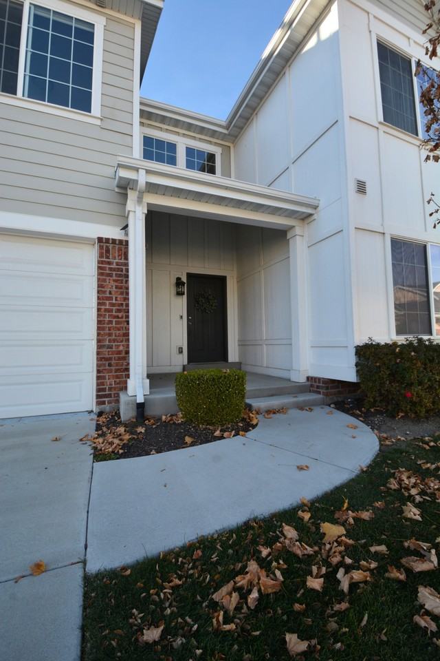 9246 S Rose Cottage Way - Photo 3 of 50