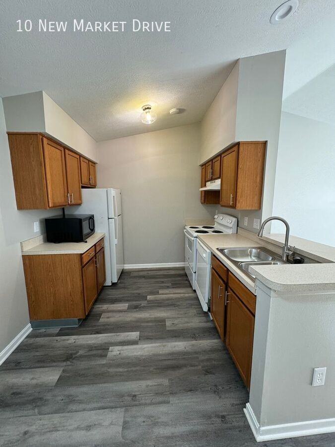 10 New Market Dr - Photo 7 of 28