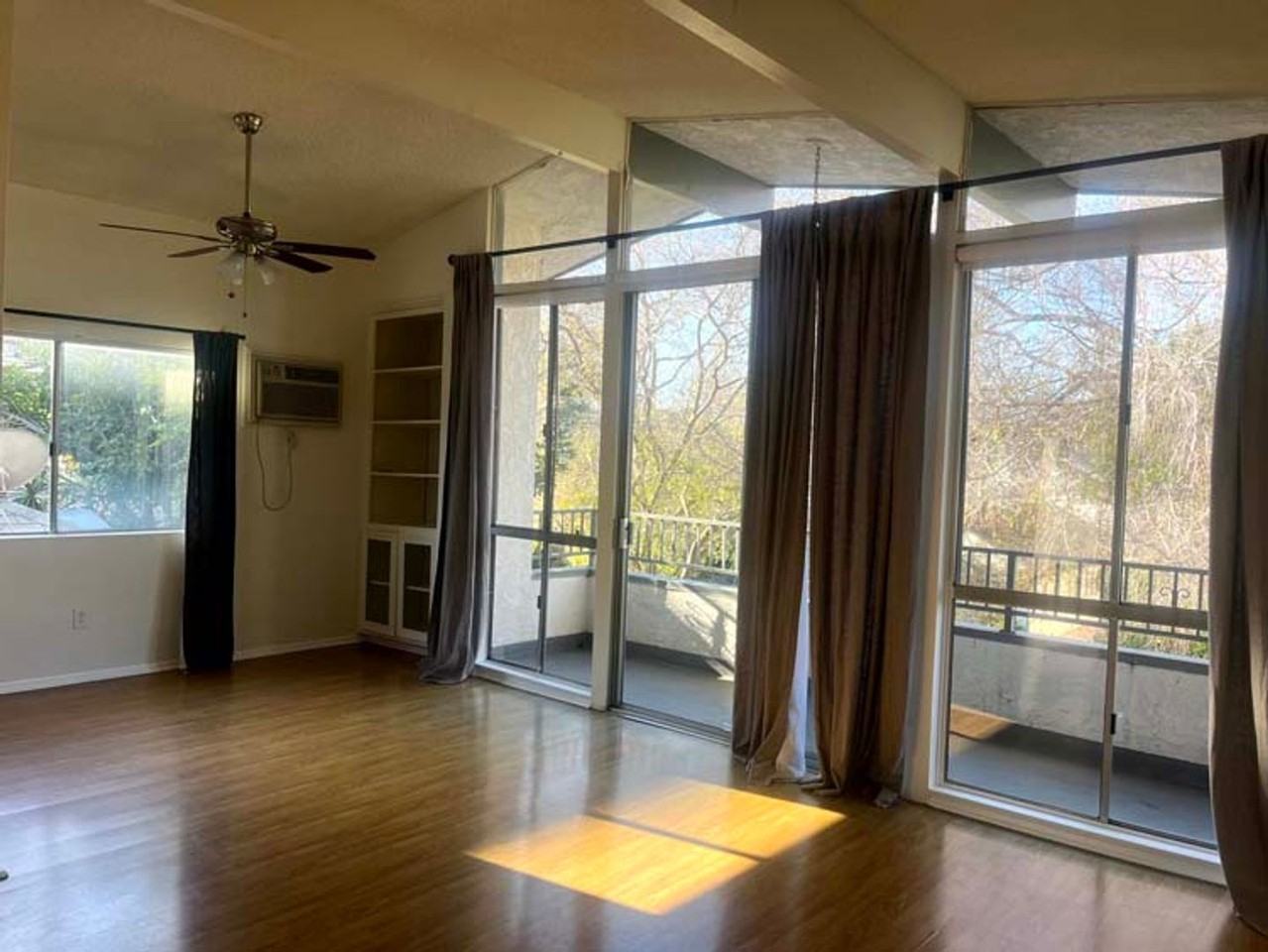 1834 Thayer Ave. - Photo 7 of 14