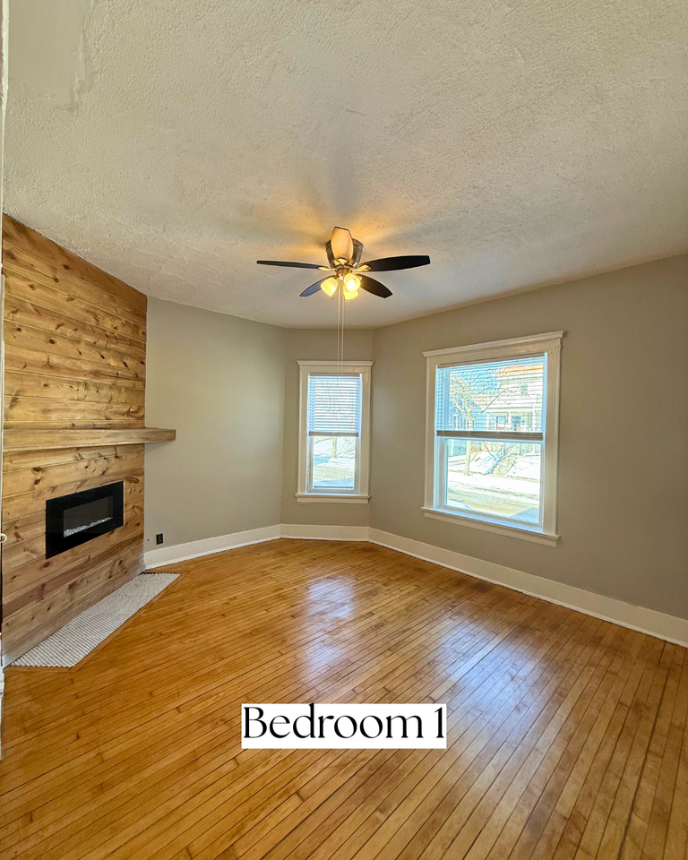 133 E Lloyd St - Photo 2 of 34