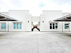 3803 Las Vistas Ln Apt 2 - Photo 1 of 1