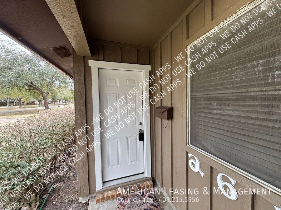 2618 Grand Blvd - Photo 2 of 16