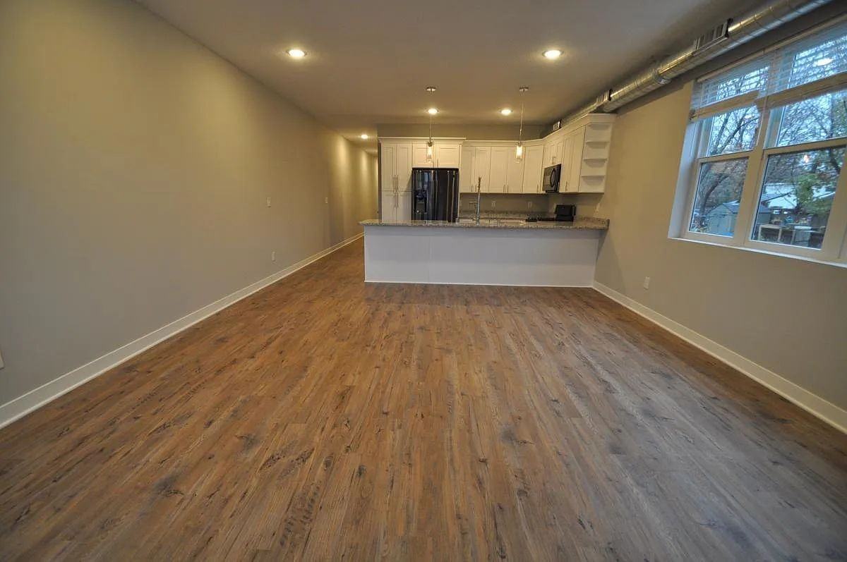 2715 30th Ave S - Photo 4 of 15